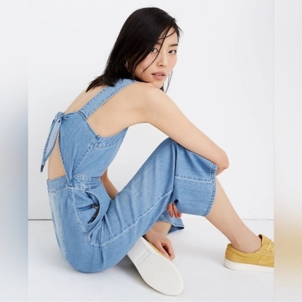 Madewell Light Blue Denim Jumpsuit size 0